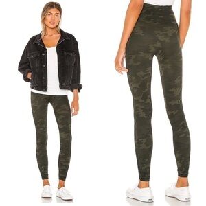 Spanx Look At Me Now Camo Leggings S